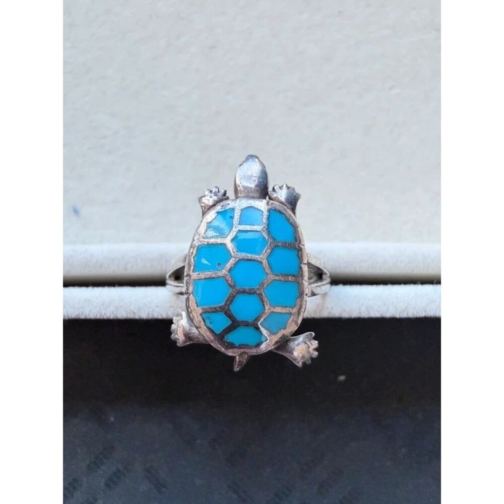 Vintage Sterling Zuni Style Turquoise Inlay Articulated Turtle Ring
